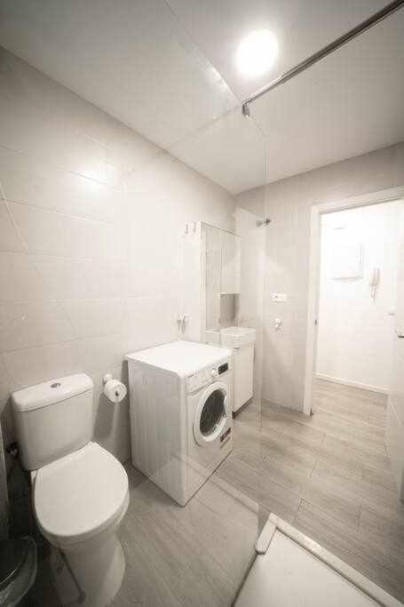 1 Room Atico Pedregalejo Málaga Eksteriør billede