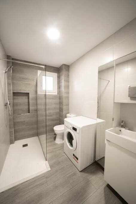 1 Room Atico Pedregalejo Málaga Eksteriør billede
