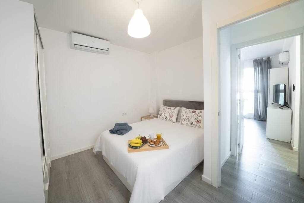 1 Room Atico Pedregalejo Málaga Eksteriør billede