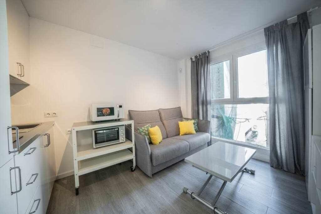 1 Room Atico Pedregalejo Málaga Eksteriør billede