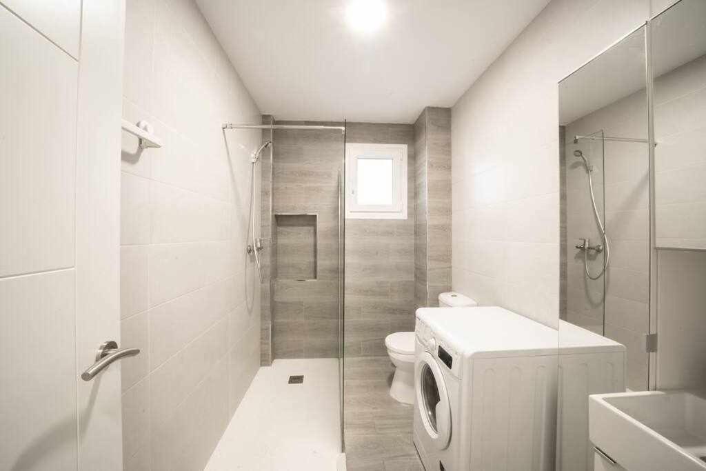 1 Room Atico Pedregalejo Málaga Eksteriør billede